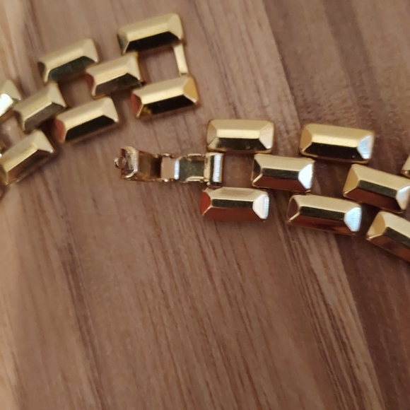 Vintage Avon 1985 Choker Bold Links Necklace Gold Tone 18” - Picture 10 of 12